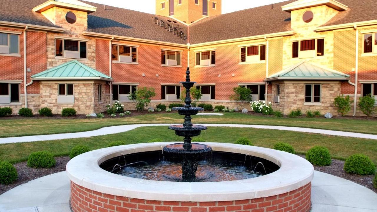 Hotel The At Ohio Northern Ada